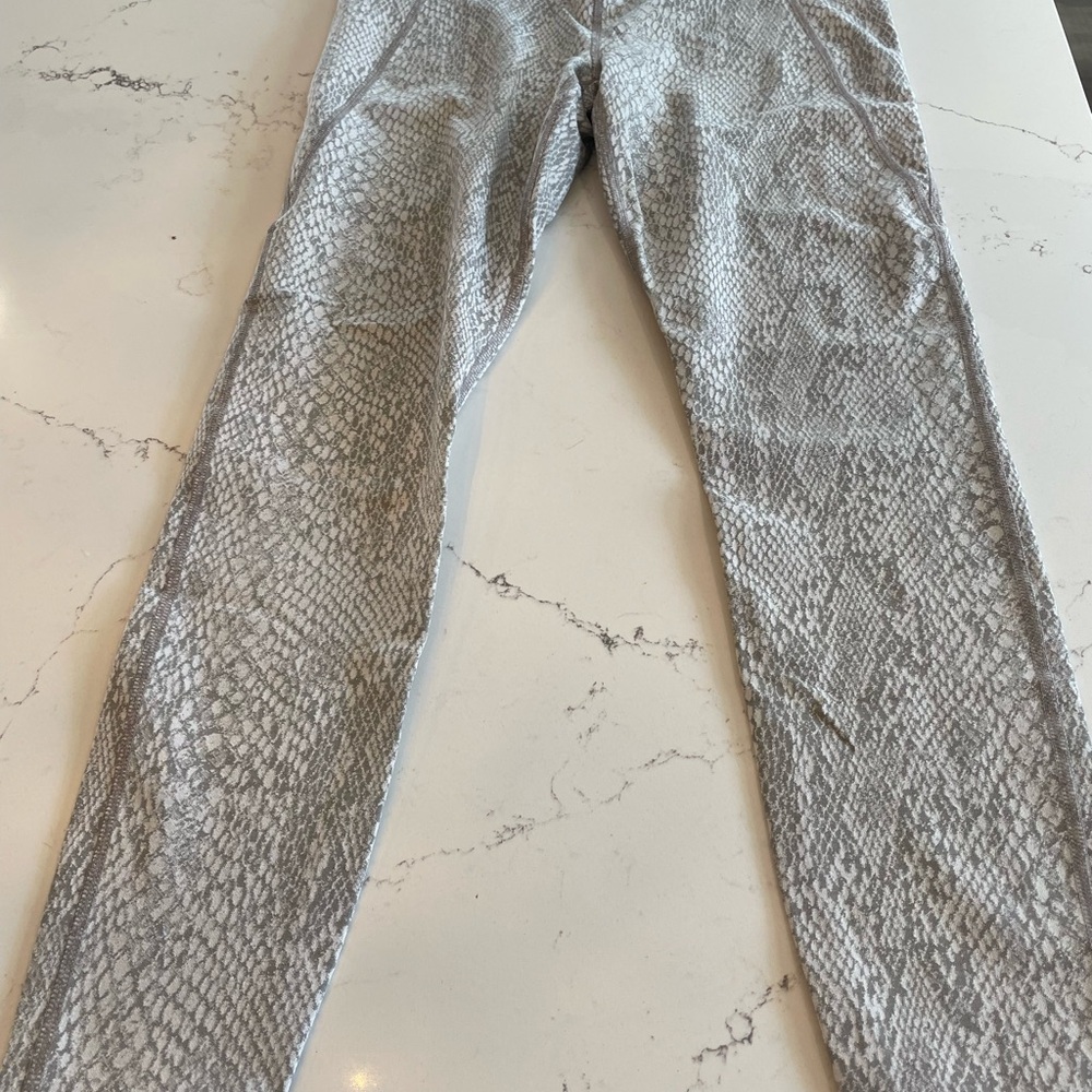 All In Motion Gray Patterned Apparel - image 1